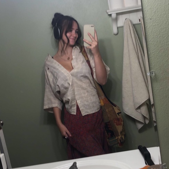 Meet your Posher, Victoria - Picture 3 of 3